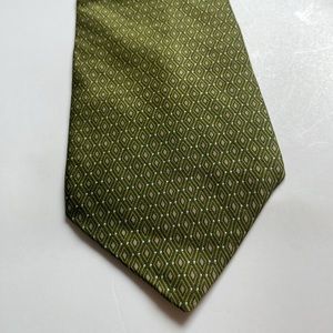 Andrew Fezza NY 100% silk necktie tie USA made green 58” X 4”